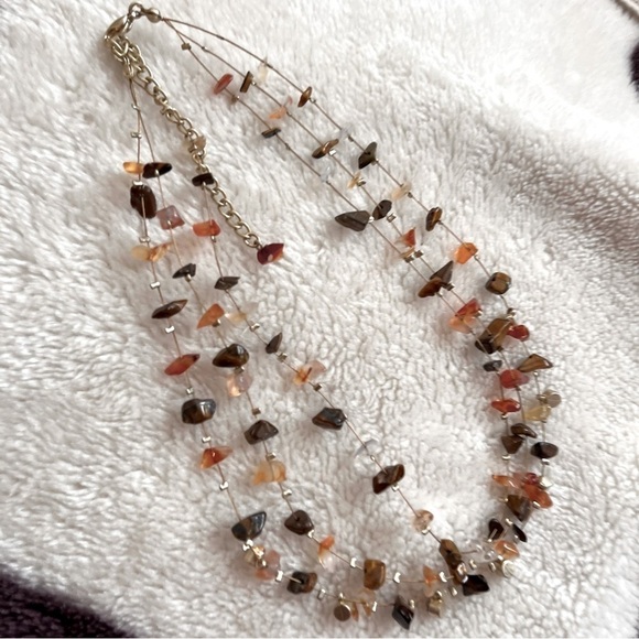 Jewelry - Vintage Silvertone Hand Made Genuine Stone Chips 3 Strands Necklace 16”